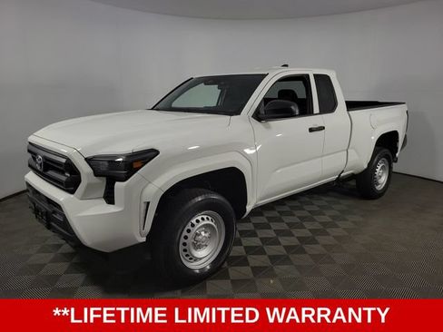 Used 2024 Toyota Tacoma SR RWD image 3