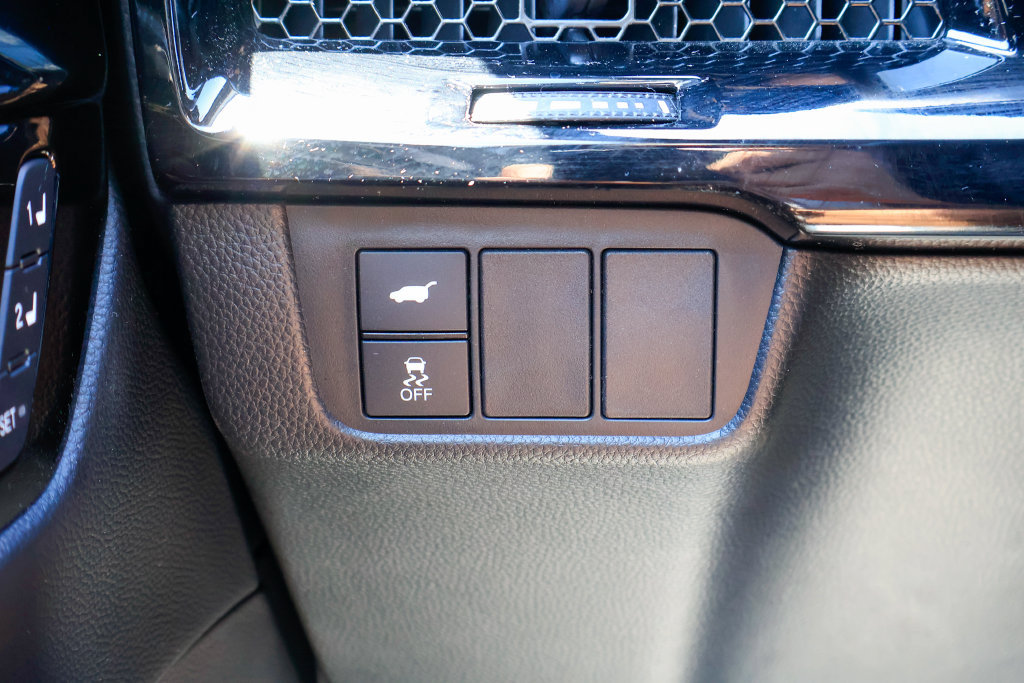 Used 2025 Honda CR-V Sport Touring image 18