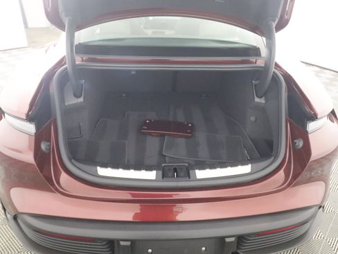 Certified 2021 Porsche Taycan 4S image 21