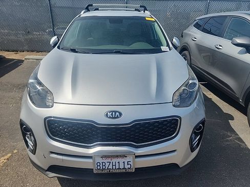Used 2018 Kia Sportage EX FWD image 2