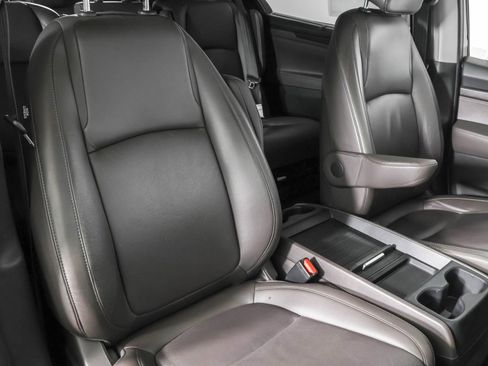 Used 2019 Honda Odyssey EX-L image 44