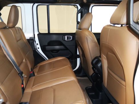 Used 2021 Jeep Wrangler Unlimited Sahara w/ Dual Top Group AWD/4WD image 74