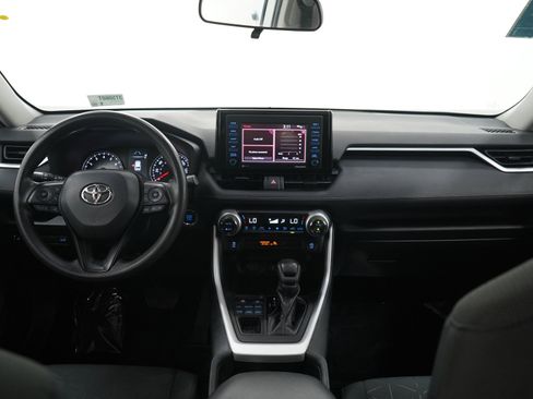 Used 2021 Toyota RAV4 XLE w/ Convenience Package AWD/4WD image 16