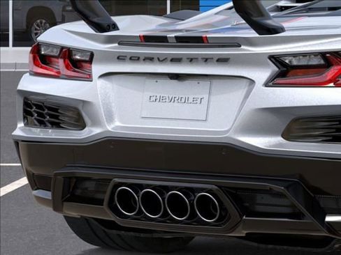 New 2026 Chevrolet Corvette ZR1 w/ ZR1 Carbon Fiber Aero Package RWD image 14