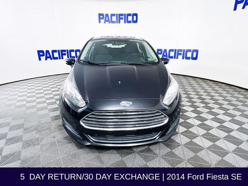 Used 2014 Ford Fiesta SE w/ Comfort Package FWD image 4
