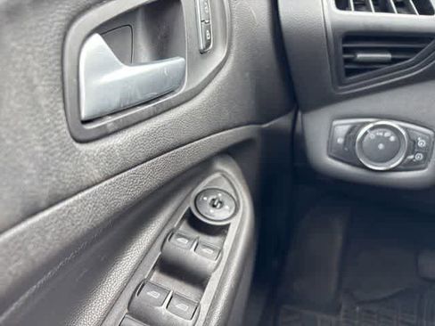 Used 2013 Ford Escape SE AWD/4WD image 22