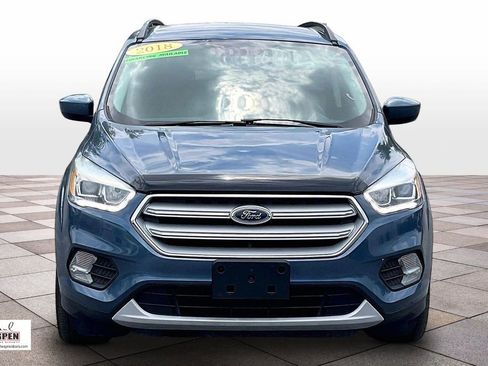 Used 2018 Ford Escape SEL FWD image 3