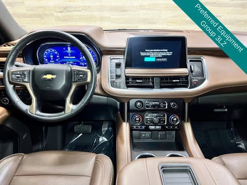 Used 2024 Chevrolet Suburban High Country AWD/4WD image 2