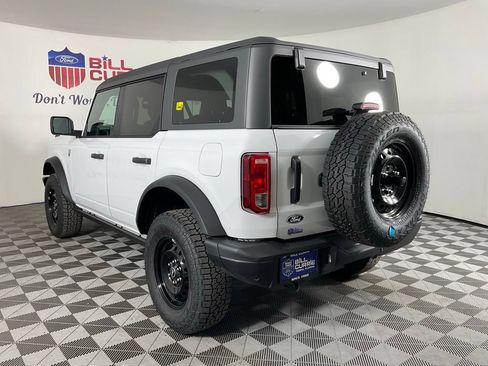 New 2026 Ford Bronco Big Bend w/ Black Diamond Package AWD/4WD image 5
