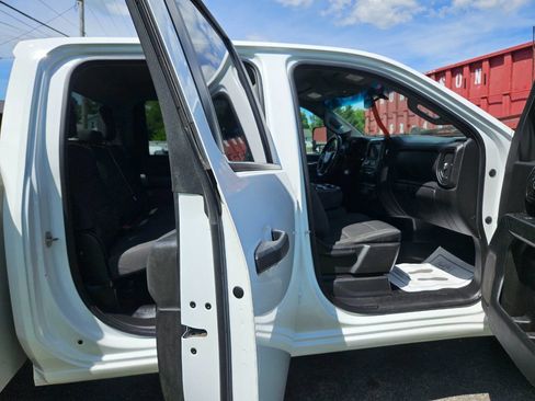 Used 2022 Chevrolet Silverado 3500 W/T w/ WT Convenience Package AWD/4WD image 11