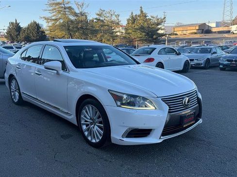 Used 2013 Lexus LS 460 w/ Comfort Pkg image 5