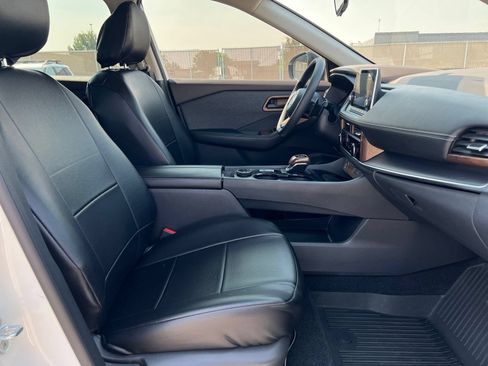 Used 2021 Nissan Rogue S AWD/4WD image 30