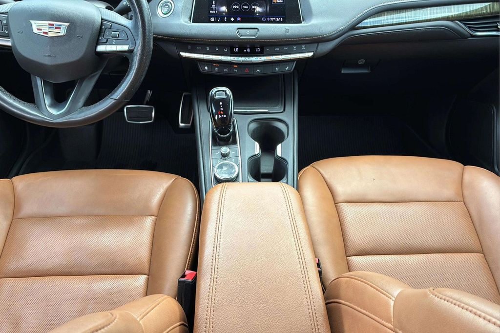 Used 2020 Cadillac XT4 Sport FWD image 28