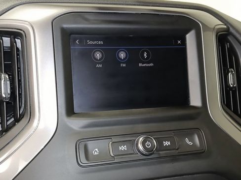 Used 2025 Chevrolet Silverado 1500 W/T image 16