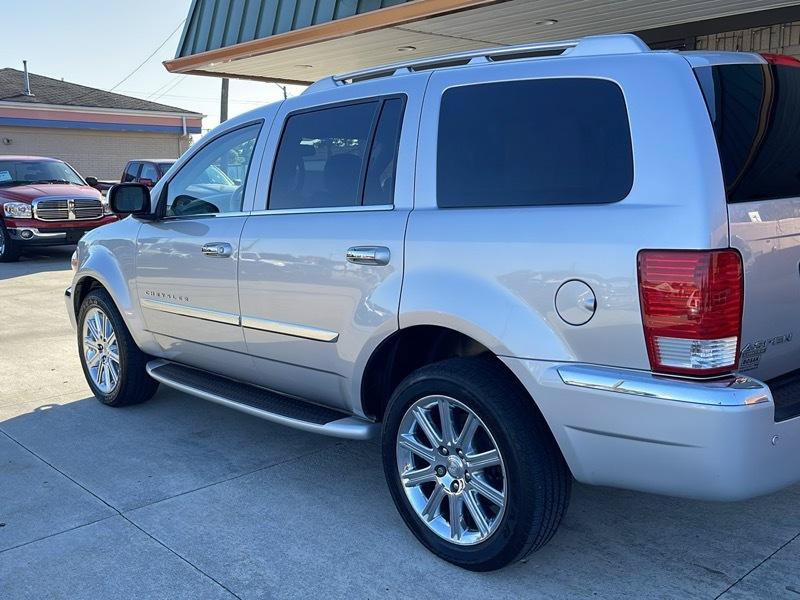 Used 2008 Chrysler Aspen Limited AWD/4WD image 15