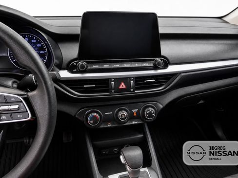 Used 2023 Kia Forte LXS FWD image 11