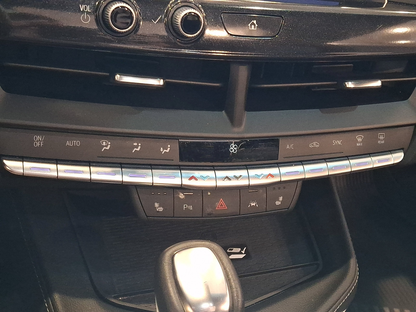 Used 2026 Cadillac CT4 Luxury w/ Sun And Sound Package AWD/4WD image 15