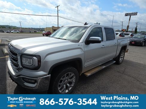 Used 2018 GMC Sierra 1500 SLT w/ SLT Premium Package AWD/4WD image 2