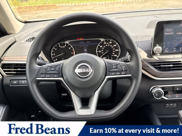 New 2026 Nissan Altima 2.5 SV FWD image 18