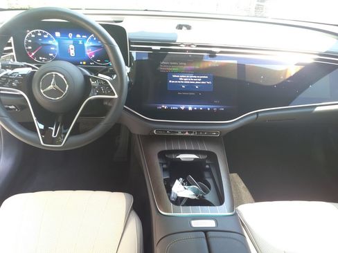 Certified 2025 Mercedes-Benz E 450 4MATIC Sedan image 22