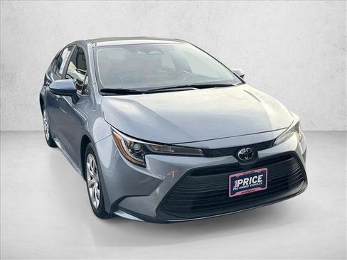 Used 2024 Toyota Corolla LE FWD image 3