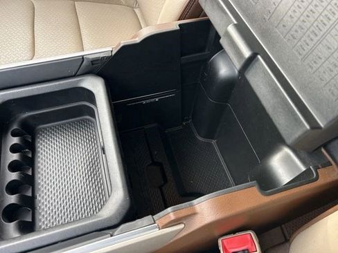 Used 2019 RAM 1500 Laramie image 40