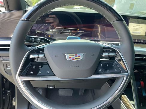 New 2026 Cadillac Escalade Luxury image 25