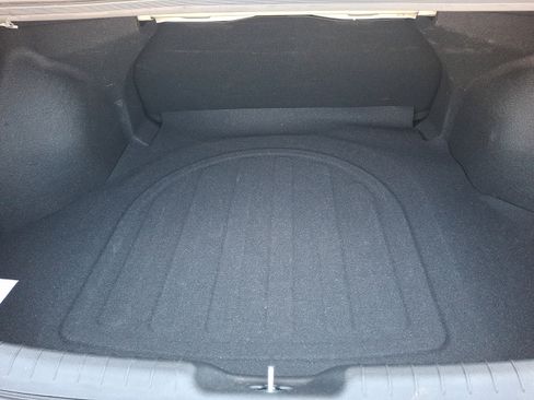 Certified 2025 Hyundai Elantra Sport FWD image 28