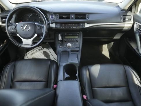 Used 2015 Lexus CT 200h w/ Seat Comfort Package image 21