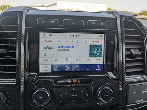 Used 2020 Ford F150 Lariat image 17