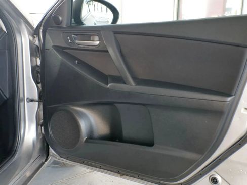 Used 2011 MAZDA MAZDA3 i Touring image 26