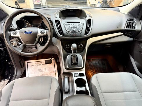 Used 2014 Ford Escape SE image 12