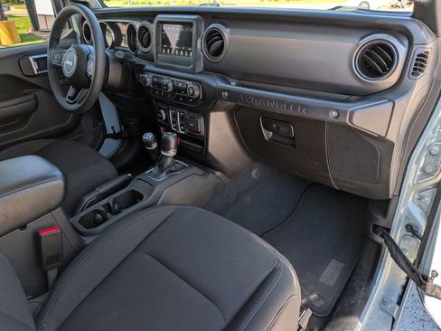 Used 2023 Jeep Wrangler Sport S image 26