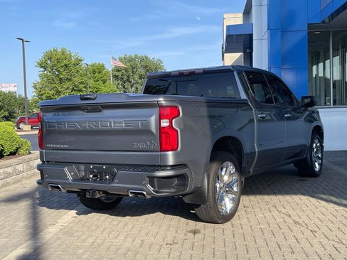 Used 2020 Chevrolet Silverado 1500 High Country w/ Technology Package AWD/4WD image 5