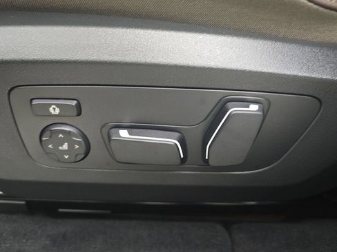 New 2025 BMW X3 xDrive30i w/ Premium Package image 13