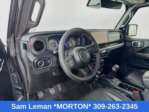 Used 2024 Jeep Wrangler Rubicon image 7