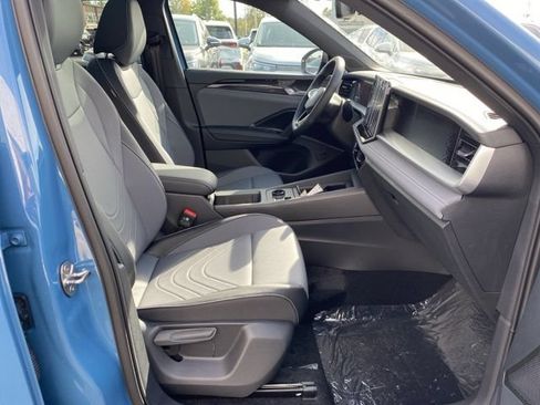 New 2026 Volkswagen Tiguan SE R-Line AWD/4WD image 48