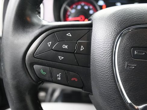 Used 2016 Dodge Charger SE image 17