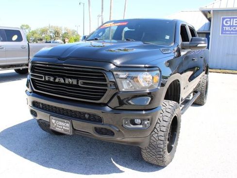 Used 2021 RAM 1500 Big Horn AWD/4WD image 3