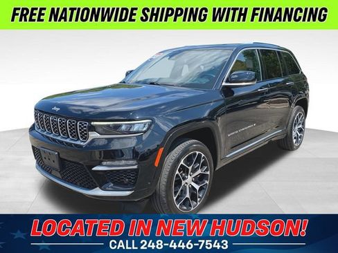 Used 2023 Jeep Grand Cherokee Summit AWD/4WD image 1