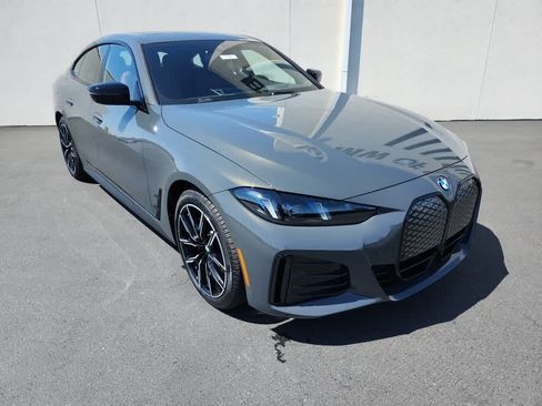 New 2026 BMW i4 eDrive40 w/ M Sport Package RWD image 2