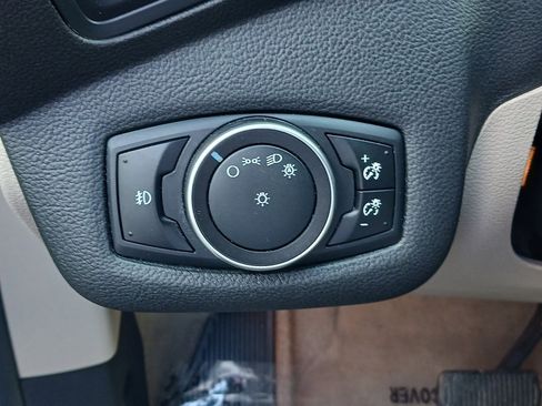 Used 2016 Ford Escape SE image 21