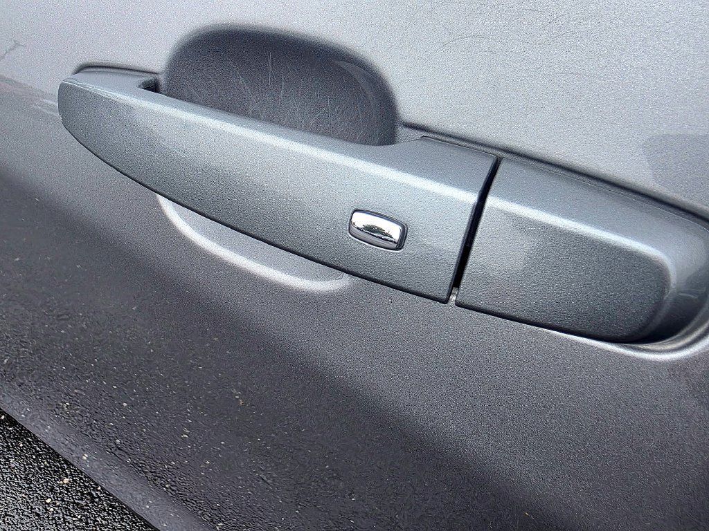 Used 2024 Chevrolet Equinox LT FWD image 13