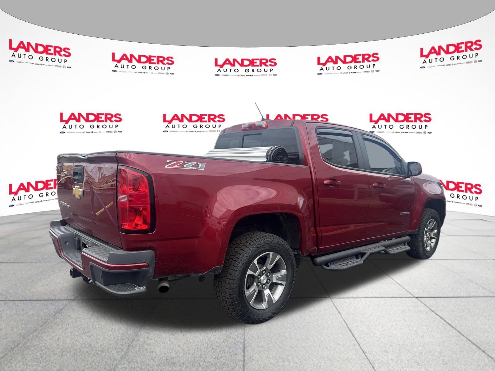 Used 2019 Chevrolet Colorado Z71 AWD/4WD image 3