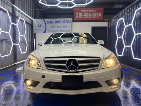 Used 2009 Mercedes-Benz C 300 Sedan image 6
