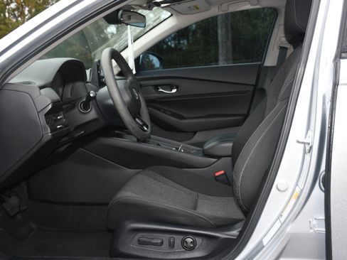 Used 2024 Honda Accord EX image 8