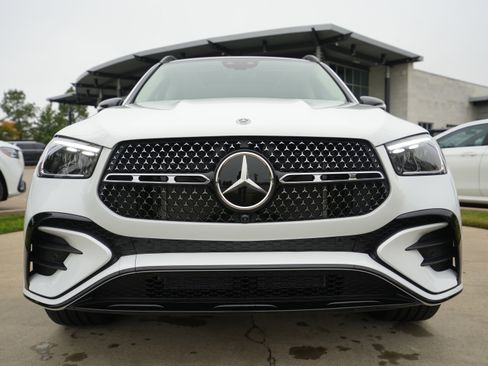 New 2026 Mercedes-Benz GLE 580 4MATIC image 10