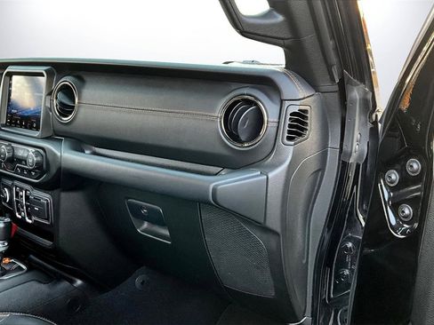 Certified 2023 Jeep Gladiator Overland image 20