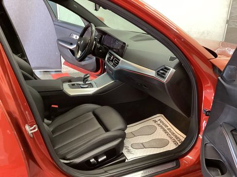 Used 2021 BMW 330i xDrive Sedan w/ Convenience Package AWD/4WD image 9