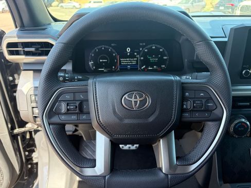 Used 2026 Toyota Tacoma TRD Sport AWD/4WD image 14